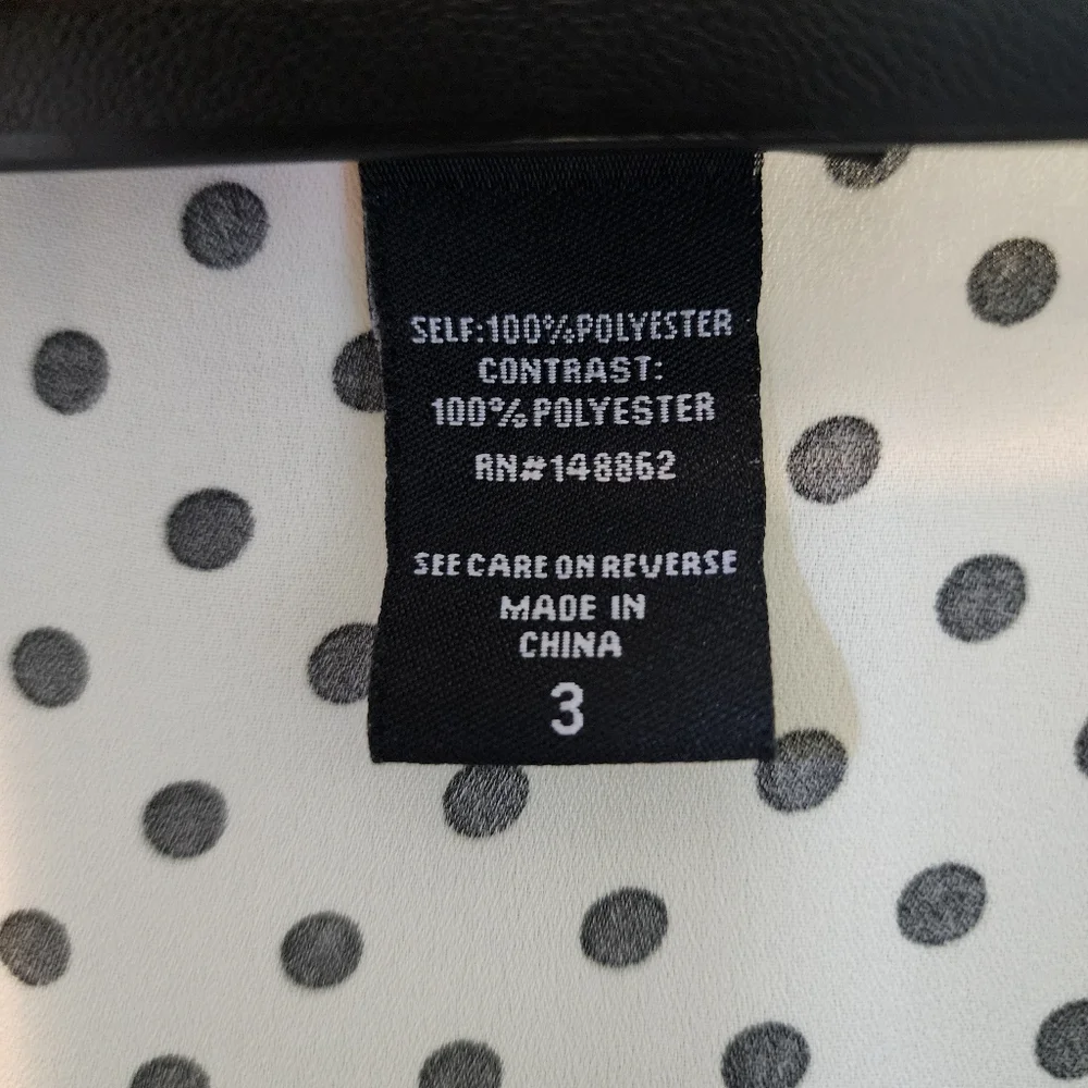 Torrid - 3X - White and Black Polka Dot Tie Neck - Picture 9 of 10